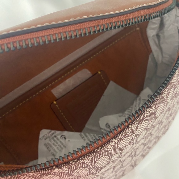 Coach men’s belt bag - Picture 5 of 6